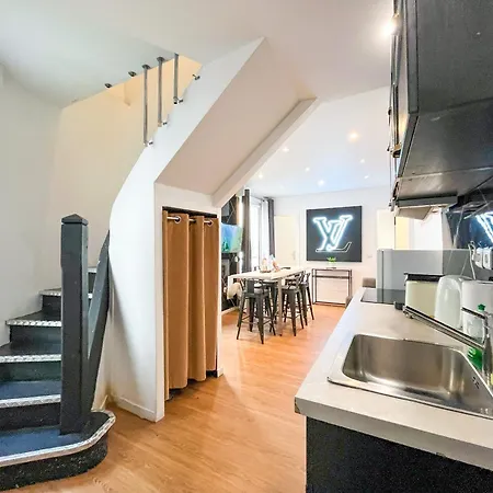 Urbanflat 115 - Grand Duplex Dans Le Centre De Parigi