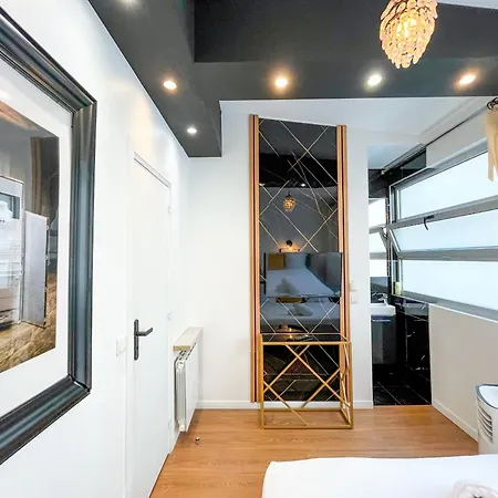 Appartamento Urbanflat 115 - Grand Duplex Dans Le Centre De Parigi